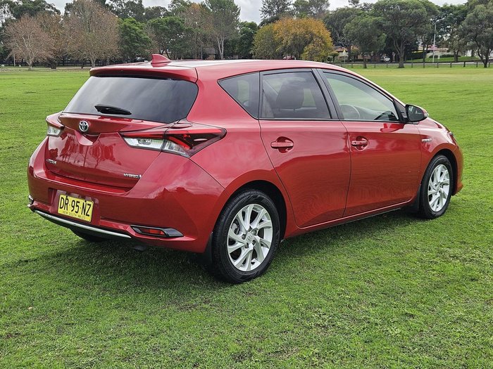2016 Toyota Corolla Hybrid