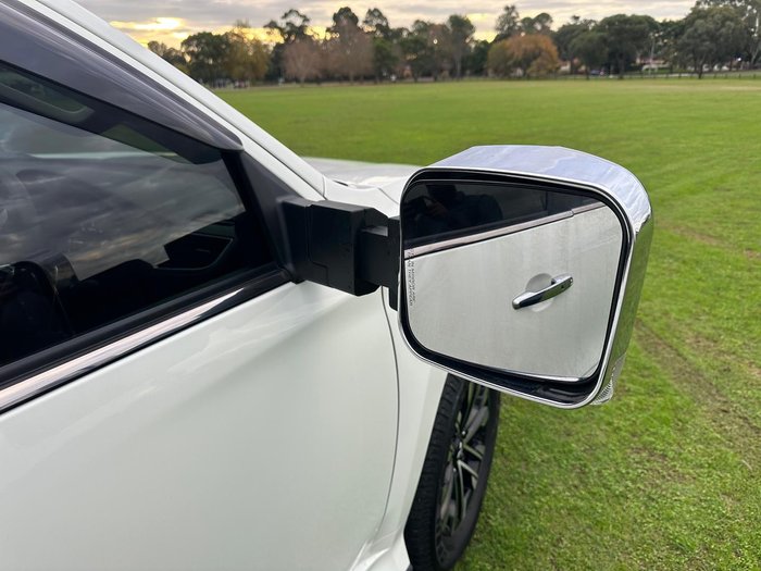2022 Mitsubishi Pajero Sport GLS
