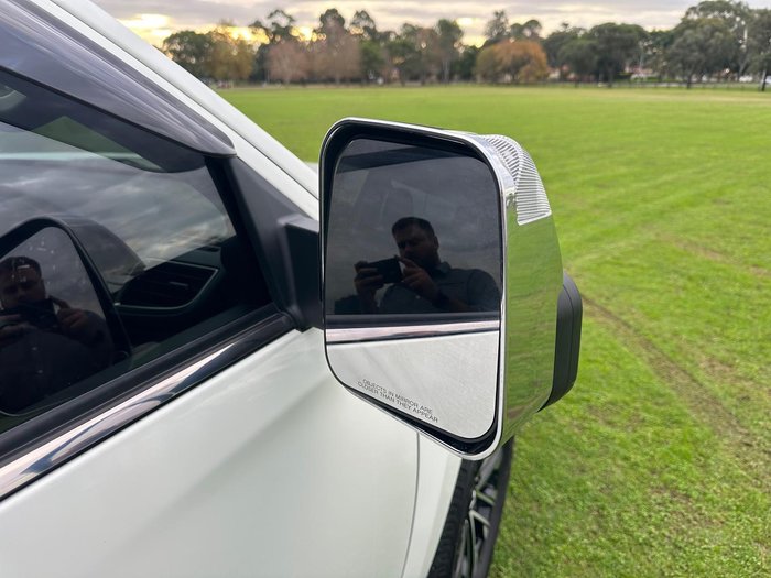 2022 Mitsubishi Pajero Sport GLS