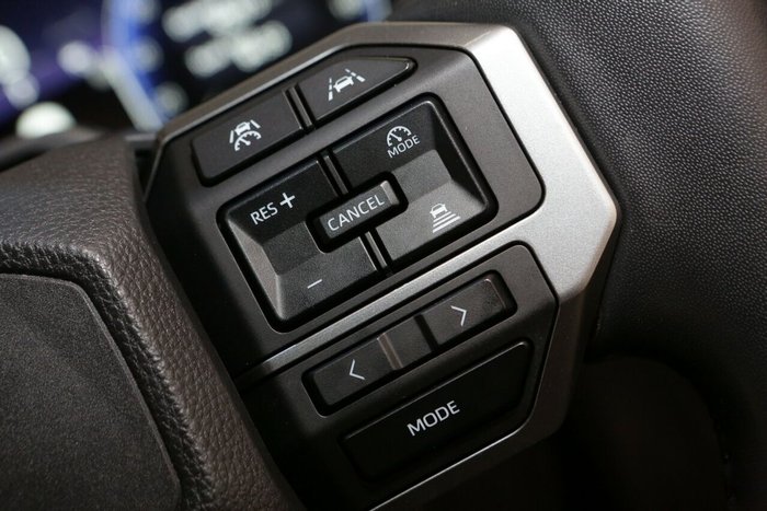 2024 Toyota Landcruiser Prado VX