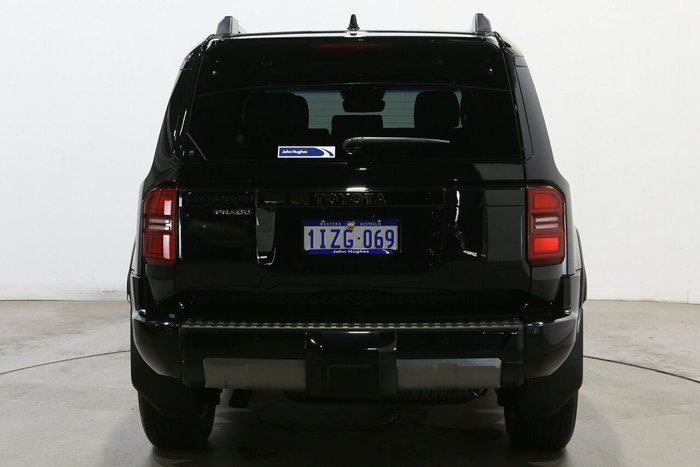 2024 Toyota Landcruiser Prado VX