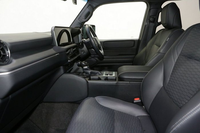 2024 Toyota Landcruiser Prado VX