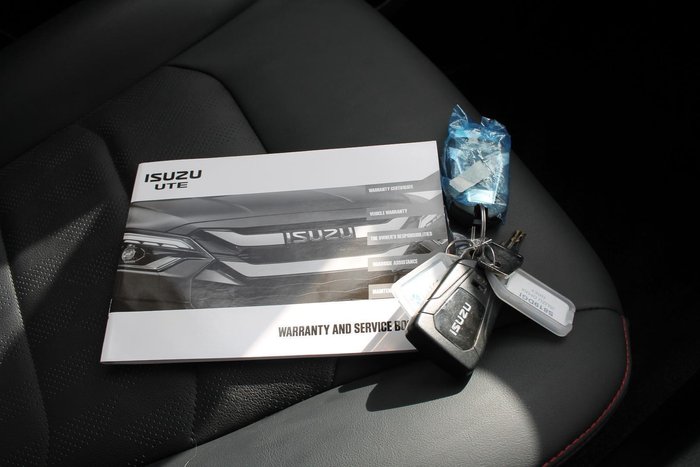 2025 Isuzu D-MAX X-TERRAIN