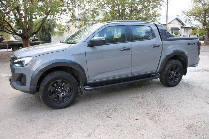 2025 Isuzu D-MAX X-TERRAIN