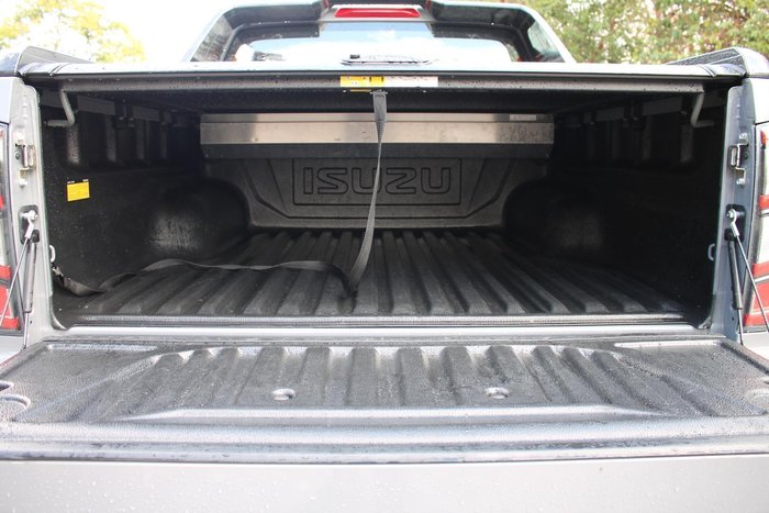 2025 Isuzu D-MAX X-TERRAIN