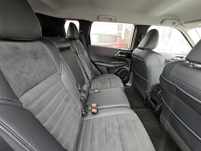 2023 Mitsubishi Outlander Aspire