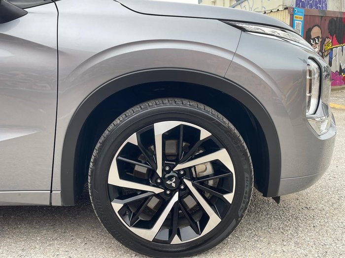 2023 Mitsubishi Outlander Exceed Tourer