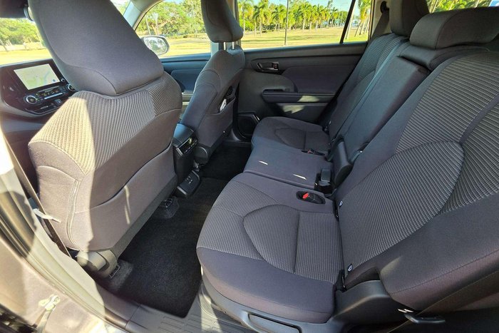 2024 Toyota Kluger GX AXUH78R 4X4 On Demand Graphite