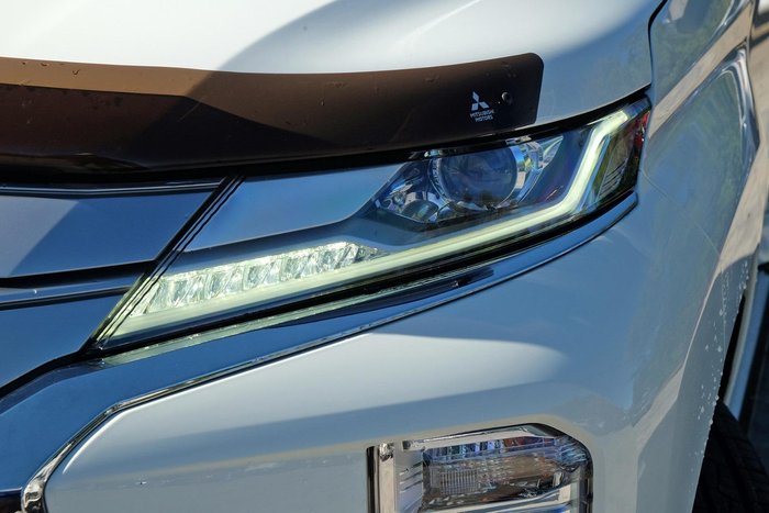 2021 Mitsubishi Pajero Sport GLS