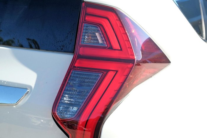 2021 Mitsubishi Pajero Sport GLS