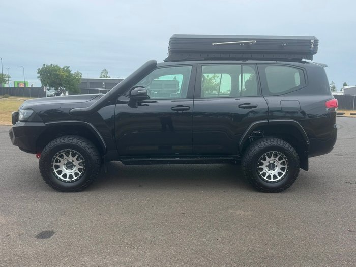 2022 Toyota Landcruiser GX