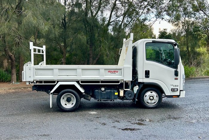 2023 Isuzu N Series NLR 45-150 Tipper