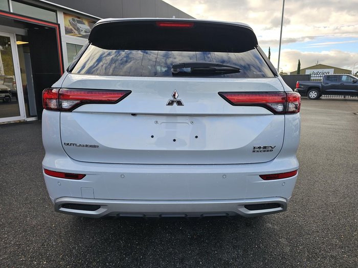 2024 Mitsubishi Outlander PHEV Exceed