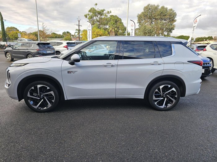 2024 Mitsubishi Outlander PHEV Exceed