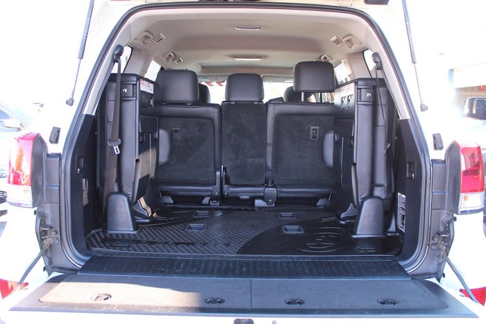2020 Toyota Landcruiser VX