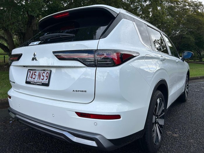 2025 Mitsubishi Outlander Aspire