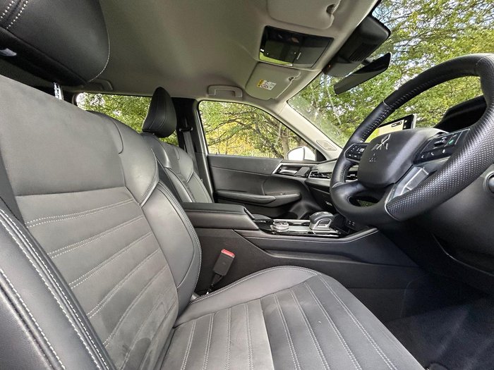 2025 Mitsubishi Outlander Aspire