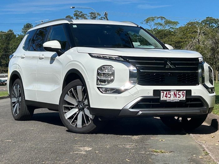 2025 Mitsubishi Outlander