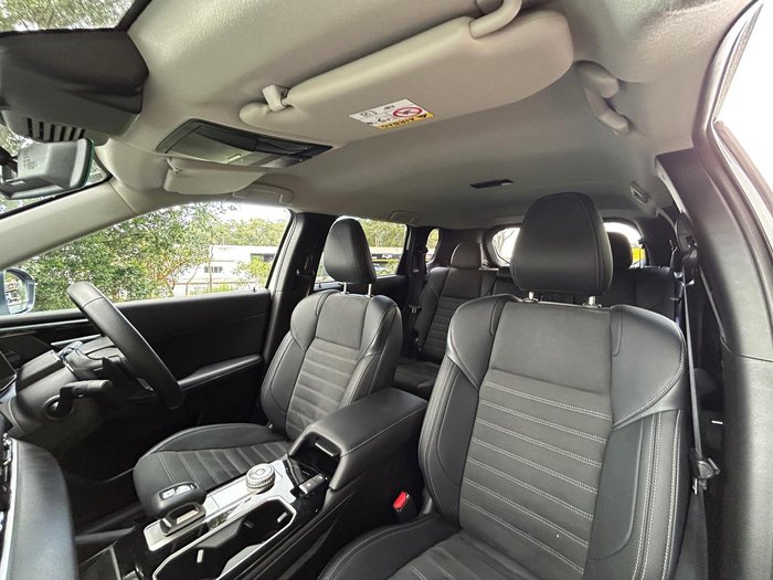 2025 Mitsubishi Outlander Aspire