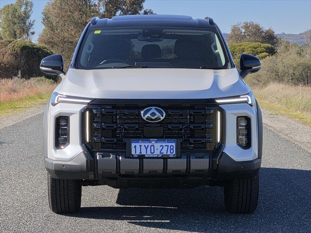 2025 LDV D90 Executive