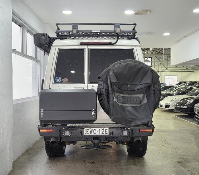 2018 Toyota Landcruiser GXL Troopcarrier