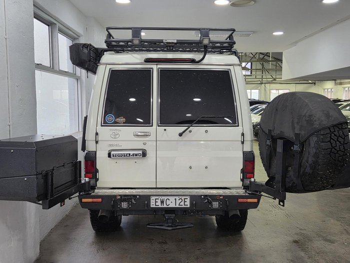 2018 Toyota Landcruiser GXL Troopcarrier