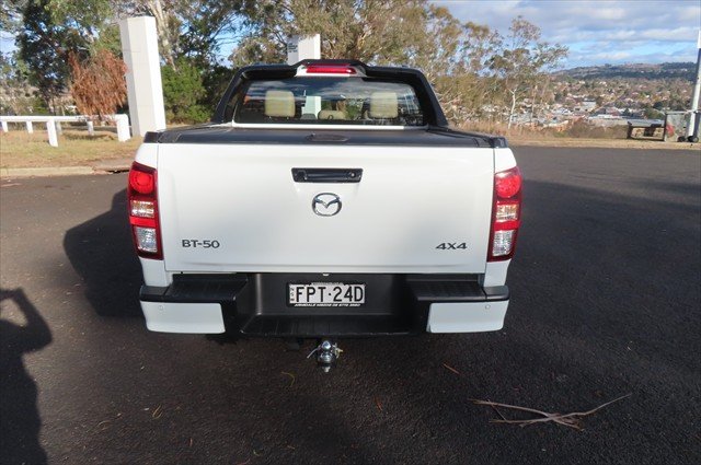 2024 MAZDA BT-50 SP BT-50 F 6AUTO 3.0L DUAL CAB PICKUP SP 4X4 Ice White