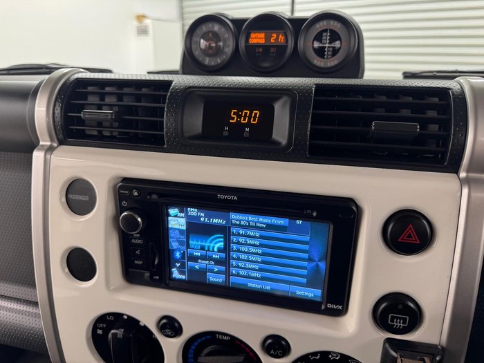 2016 Toyota FJ Cruiser GSJ15R MY14 4X4 Dual Range French Vanilla