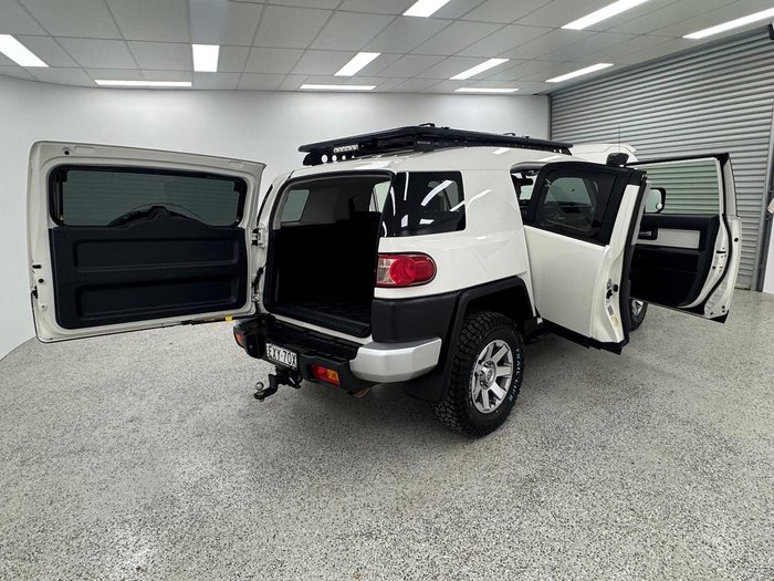 2016 Toyota FJ Cruiser GSJ15R MY14 4X4 Dual Range French Vanilla