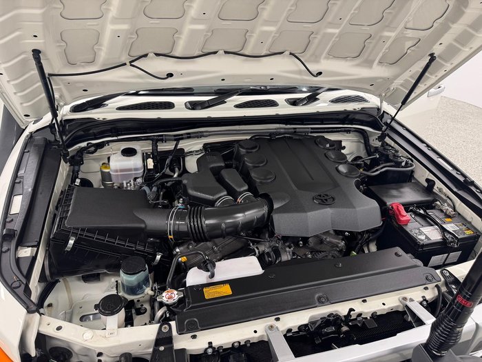 2016 Toyota FJ Cruiser GSJ15R MY14 4X4 Dual Range French Vanilla