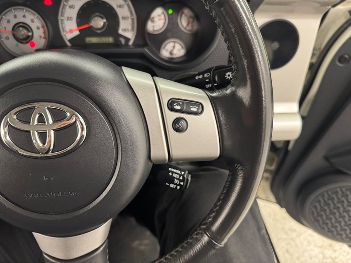 2016 Toyota FJ Cruiser GSJ15R MY14 4X4 Dual Range French Vanilla
