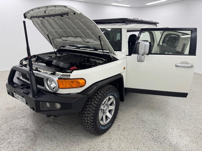 2016 Toyota FJ Cruiser GSJ15R MY14 4X4 Dual Range French Vanilla