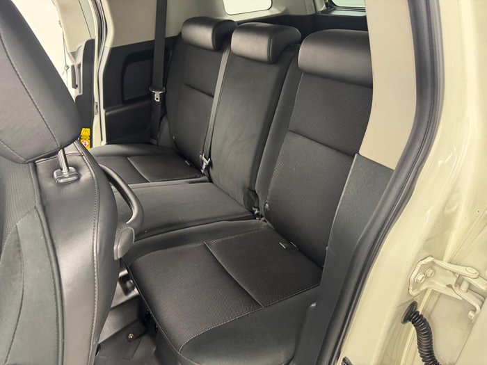 2016 Toyota FJ Cruiser GSJ15R MY14 4X4 Dual Range French Vanilla