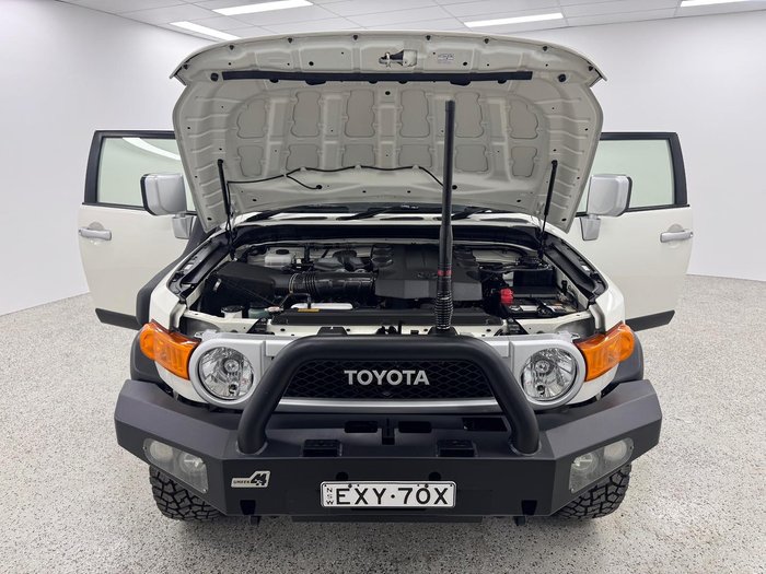 2016 Toyota FJ Cruiser GSJ15R MY14 4X4 Dual Range French Vanilla