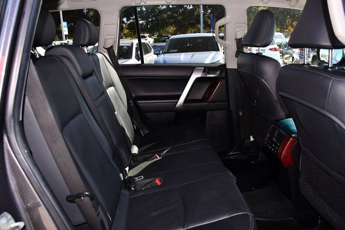 2016 Toyota Landcruiser Prado VX