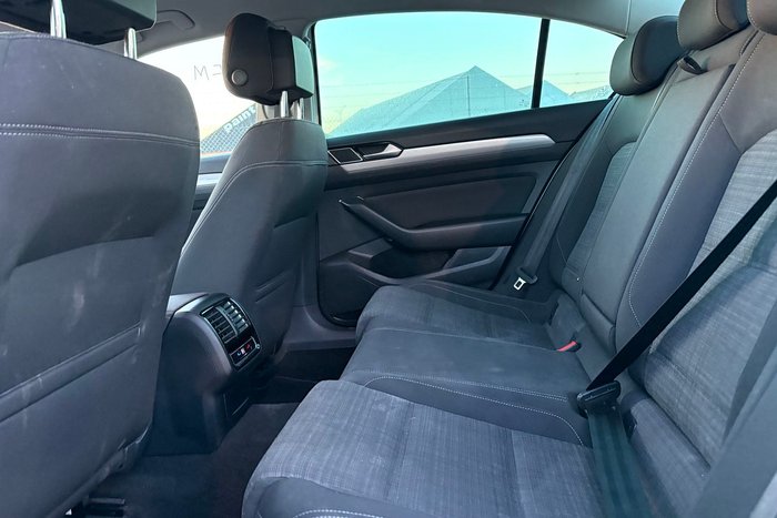 2022 Volkswagen Passat 140TSI Business
