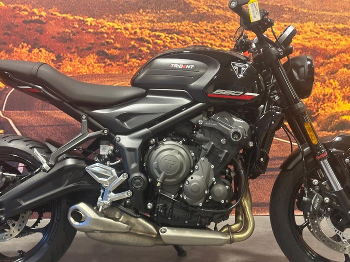 2025 Triumph Trident 660 Trident Black