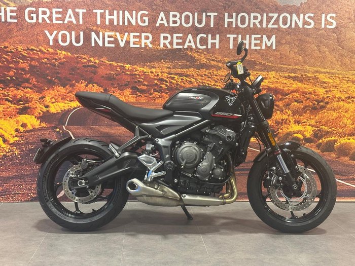 2025 Triumph Trident 660 Trident Black