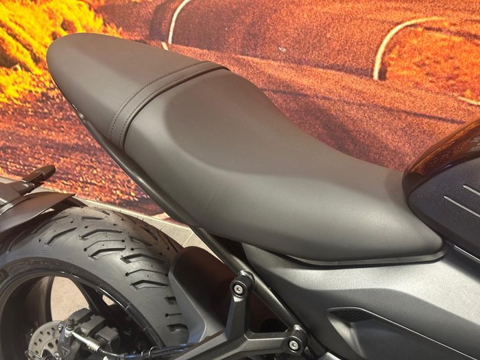 2025 Triumph Trident 660 Trident Black
