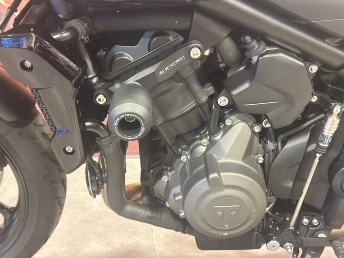 2025 Triumph Trident 660 Trident Black