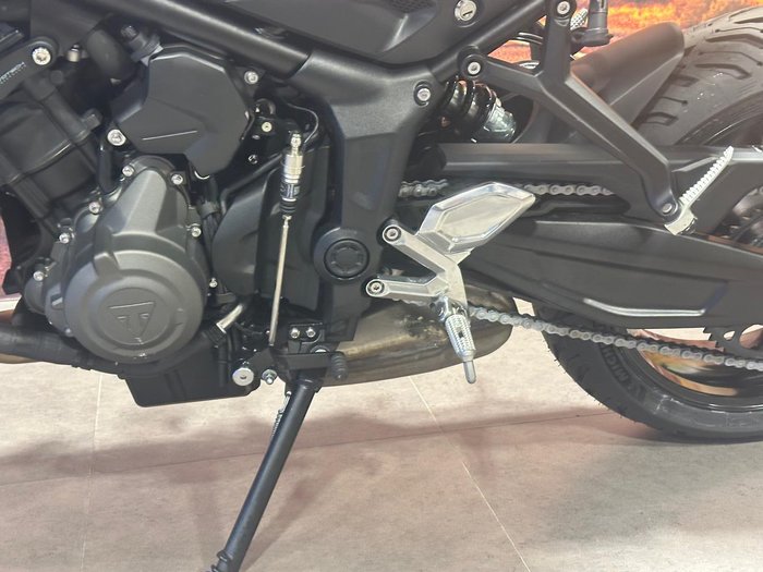 2025 Triumph Trident 660 Trident Black