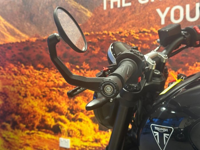 2025 Triumph Trident 660 Trident Black