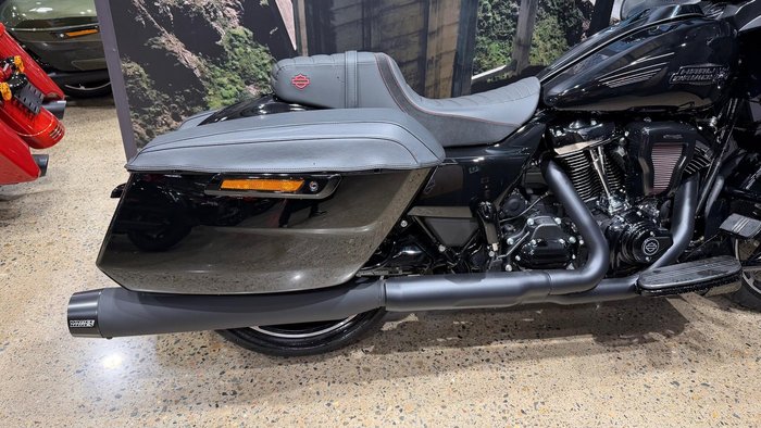 Harley-Davidson Road Glide 117 (FLTRX) Touring