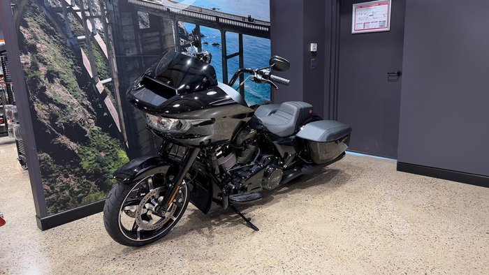 2026 Harley-Davidson Road Glide 117 (FLTRX) Touring Black