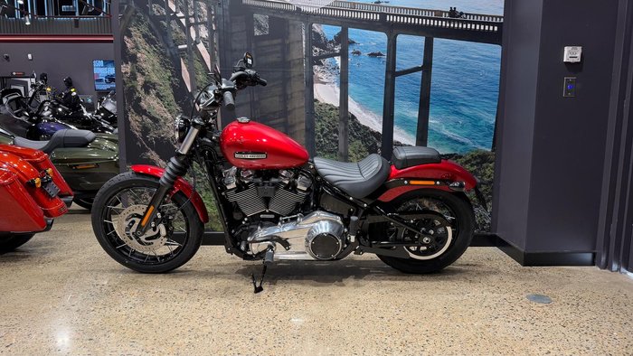 2026 Harley-Davidson Street Bob 117 (FXBB) Softail Red