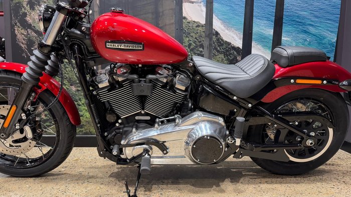 2026 Harley-Davidson Street Bob 117 (FXBB) Softail Red
