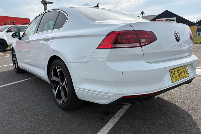 2022 Volkswagen Passat 140TSI Business