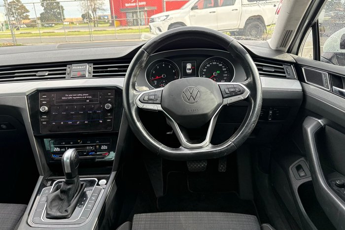 2022 Volkswagen Passat 140TSI Business