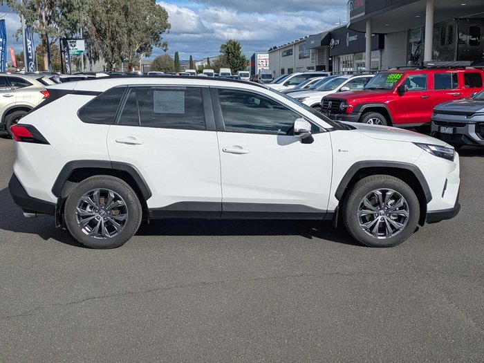 2024 Toyota RAV4 GXL
