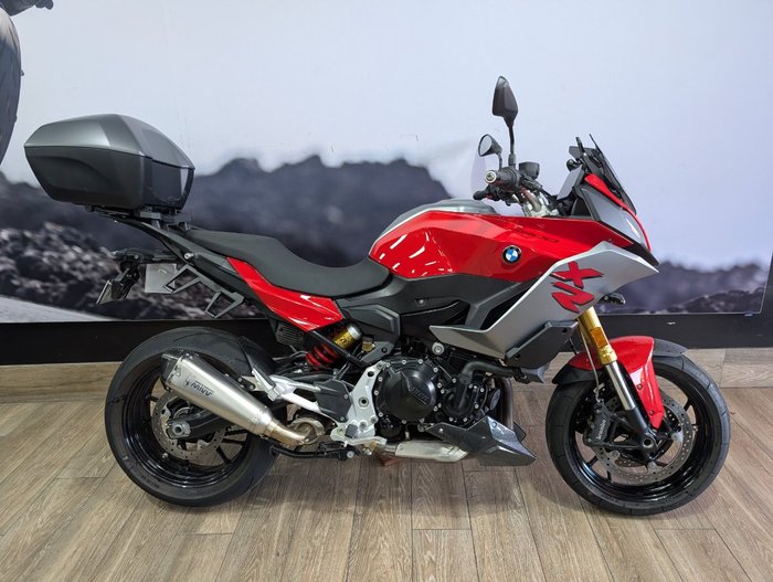 2021 BMW Motorrad F 900 XR